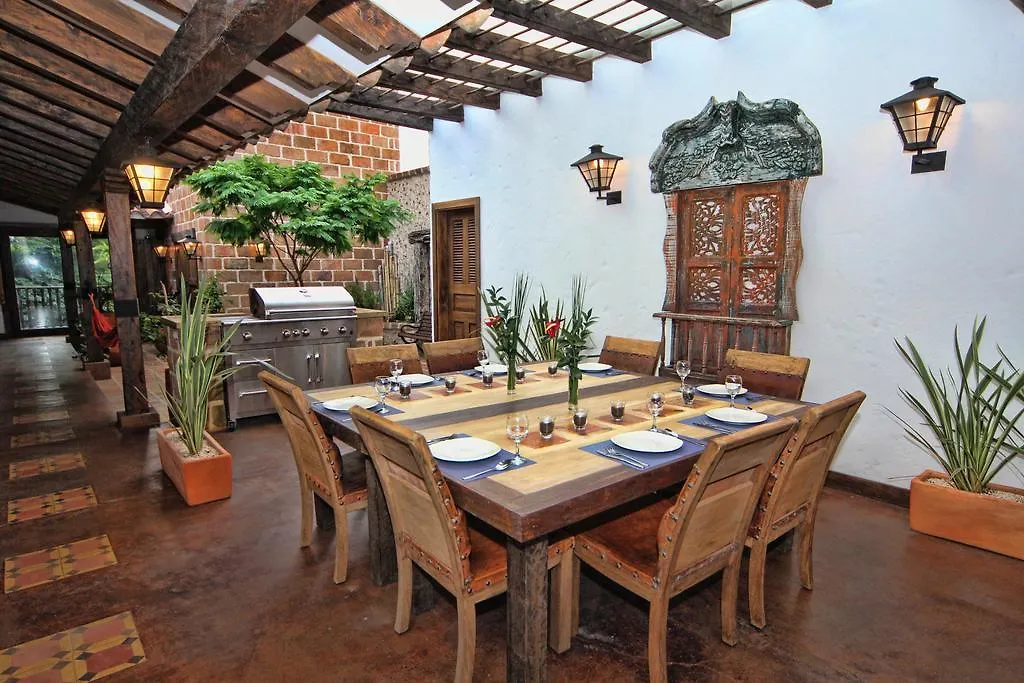 מלון דירות אפרטהוטל מדיין Casa Del Reloj