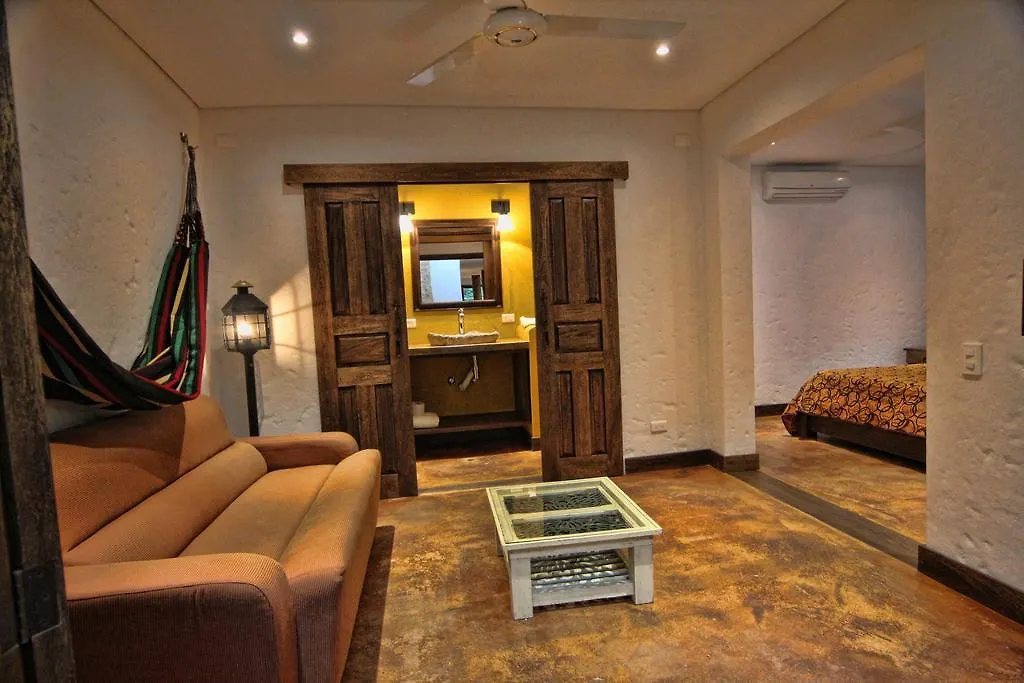 מלון דירות אפרטהוטל מדיין Casa Del Reloj