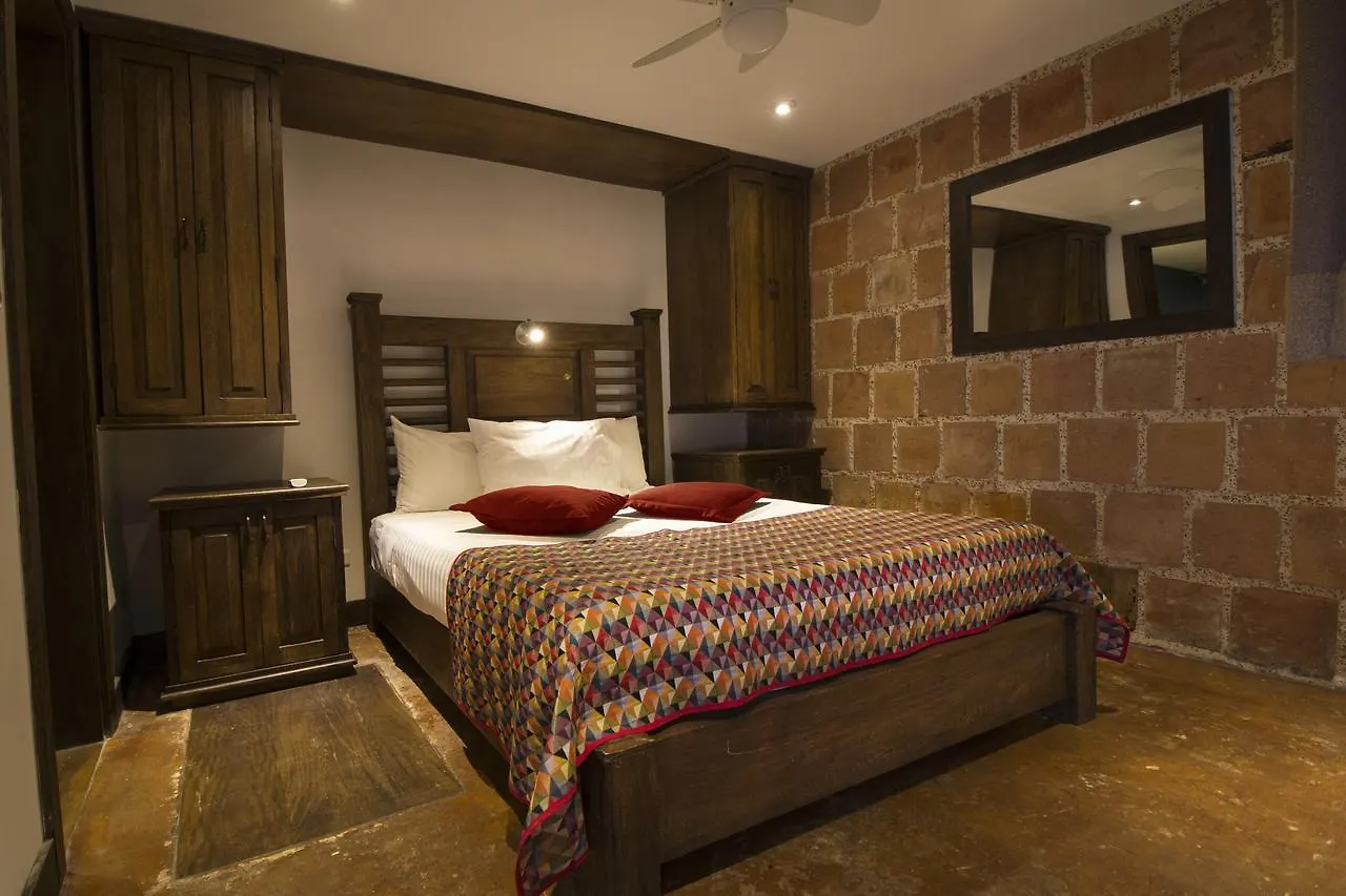 Casa Del Reloj Aparthotel Medellin