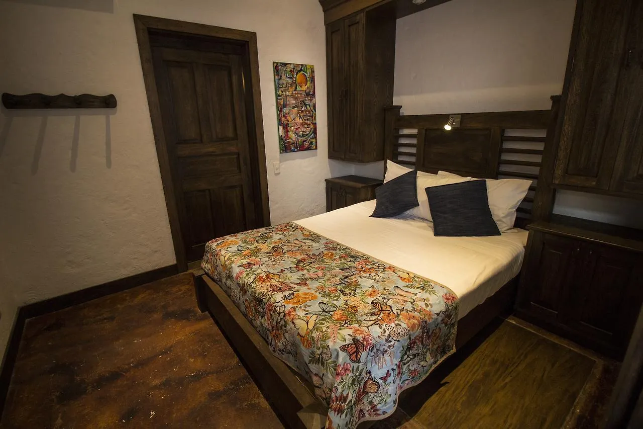 Casa Del Reloj Aparthotel Medellin