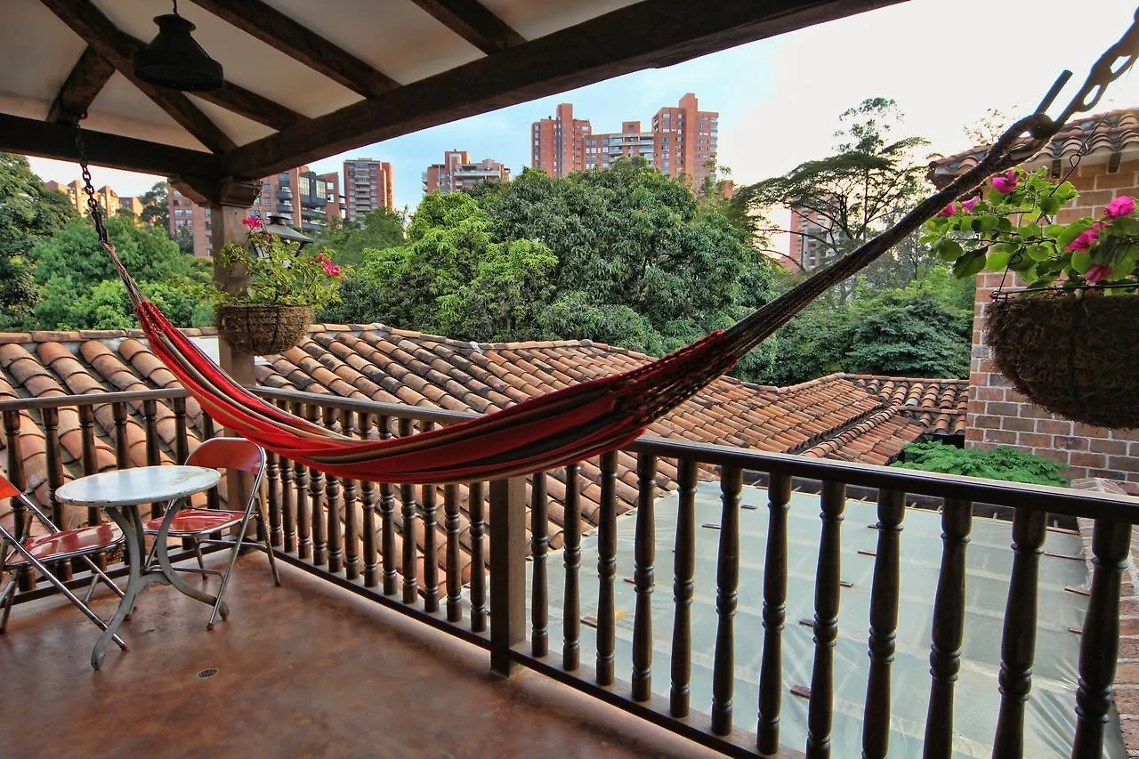 Casa Del Reloj Aparthotel Medellin