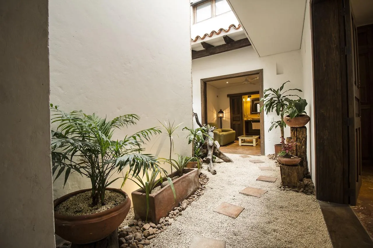 אפרטהוטל מדיין Casa Del Reloj מלון דירות